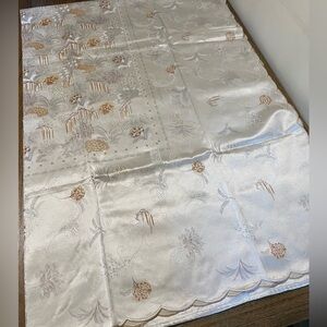 Vintage Carlucci Designer Italy 4 Piece Unused Twin Sheet Scalloped Coverlet Set